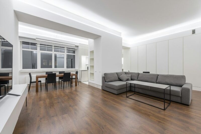 Ready to move flats in Defence Colony Delhi for rent and sale